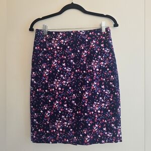 J. Crew • Floral Pencil Skirt 🌷🪻